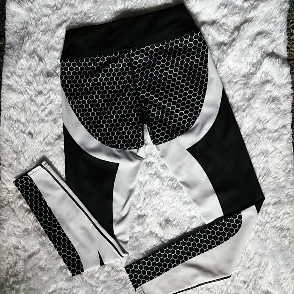 Sm/Med: ACTIVE WEAR JOGGERS